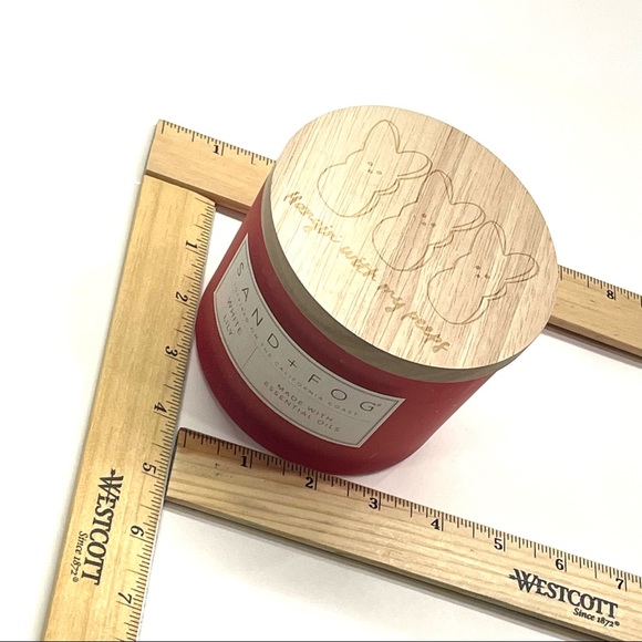 Sand And Fog White Lily Scented California Candle Made With Essential Oils NWT - Picture 8 of 8